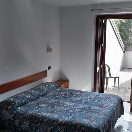 Roburent 阿尔真泰拉